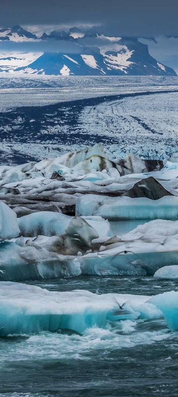 south east iceland vatnajokull behind jokulsarlon lagoon rth