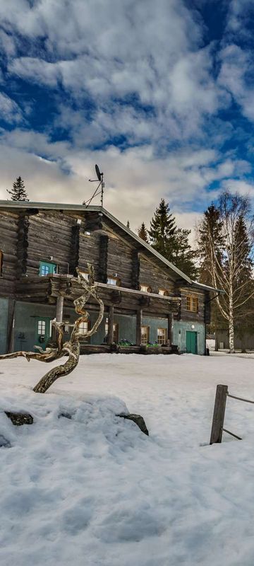 swedish lapland brandonw lodge exterior winter rth