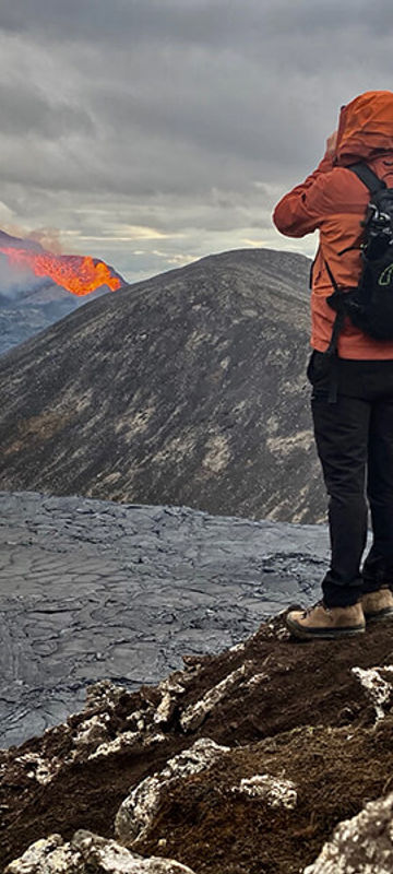 viewpoint over fagradalsfjall eruption ch