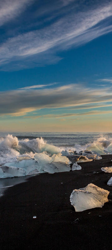 iceland-photographers-on-diamond-beach-jokulsarlon-rth