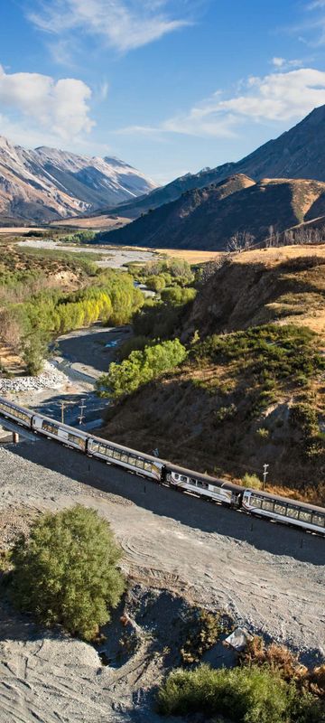 new-zealand-tranzalpine-heading-to-cass-kiwirail