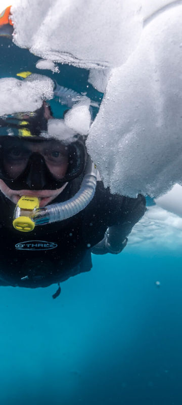 polar-snorkelling-experience-ae