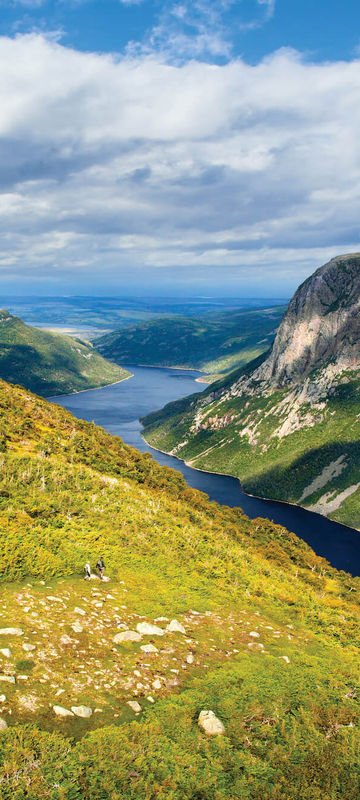 Gros Morne National Park Travel Guide: Ultimate Adventure & Scenic Spots