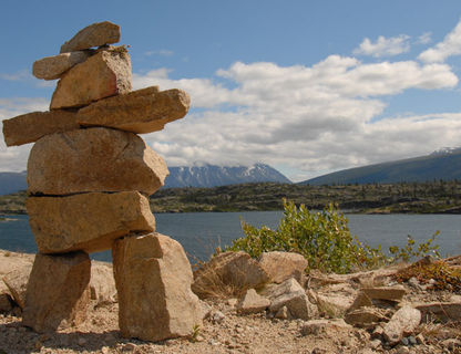 canada yukon klondike hwy inukshuk ty