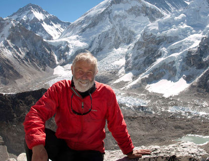 chris bonington at everest press shot