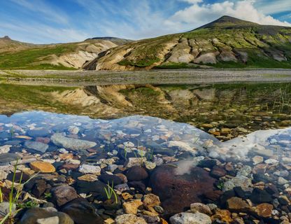 iceland east fjords borgarfjordur eystri rhyolite mountains reflection rth
