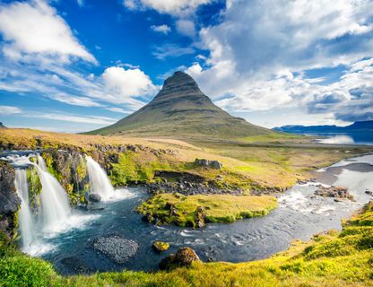 iceland snaefellsnes kirkjufell and kirkjufellsfoss istk