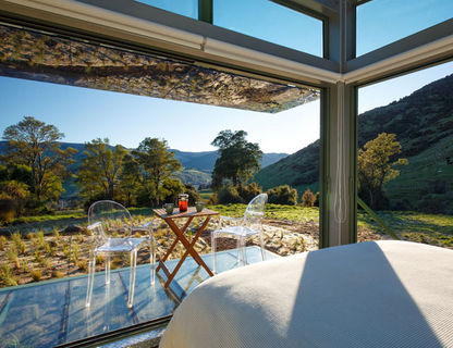 purepod open bedroom tableoutside