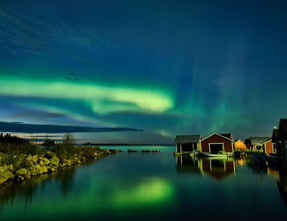 sweden lapland aurora coast brandon lodge gr