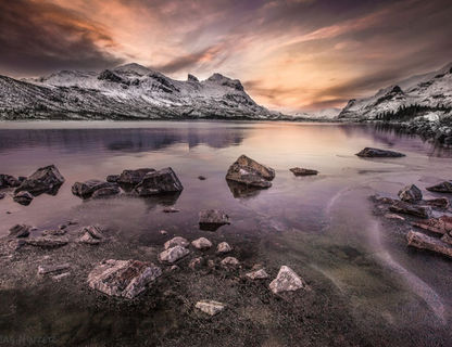 swedish lapland stora sjofallet lake and mountains winter ss