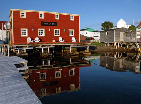 canada newfoundland artisan inn trinity exterior