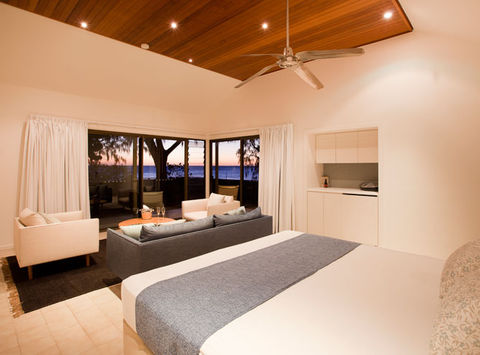 heron island heron point suite bedroom