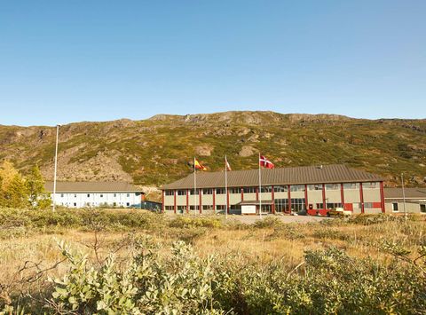 hotel narsarsuaq exterior