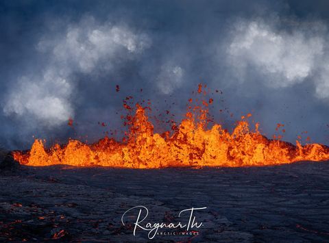 iceland meradalir fissure eruption 03aug22 rth sigurdsson