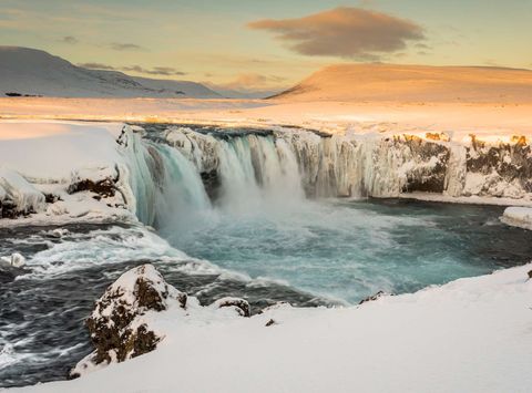 iceland north godafoss winter sunrise 2 istk