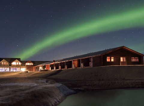 iceland northern lights over hotel ranga