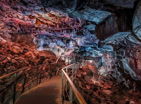 iceland raufarholshellir lava tunnel rth