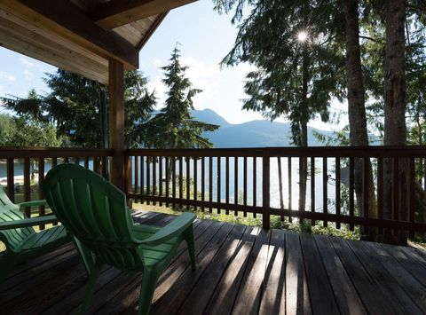 klahoose wilderness resort cabin deck