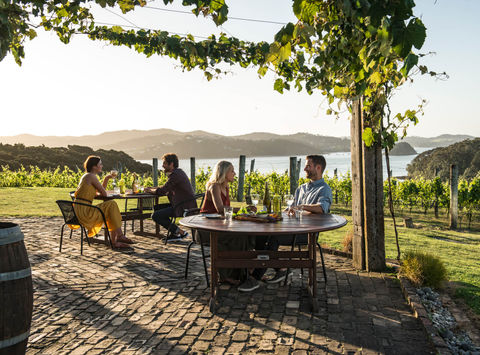 new zealand dining at winery boi northland