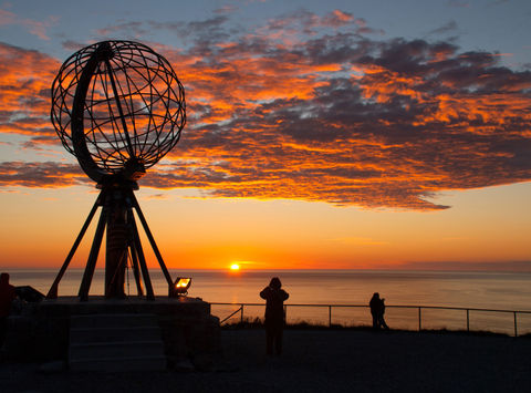 norway north cape globe midnight sun istk