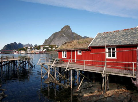 reine rorbuer exterior