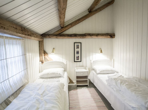 svinoya rorbuer rorbu suite