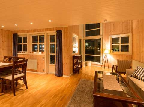 svinoya rorbuer vestfjord suite