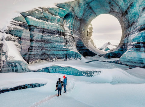 iceland-exploring-myrdalsjokull-ice-caves-rth