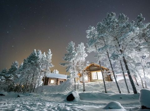 inari-wilderness-hotel-log-cabins-exterior-whs