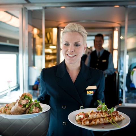 canada via rail onboard restaurant service vr