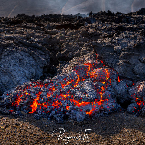 iceland new lava fagradalsfjall eruption apr21 by rth sigurdsson