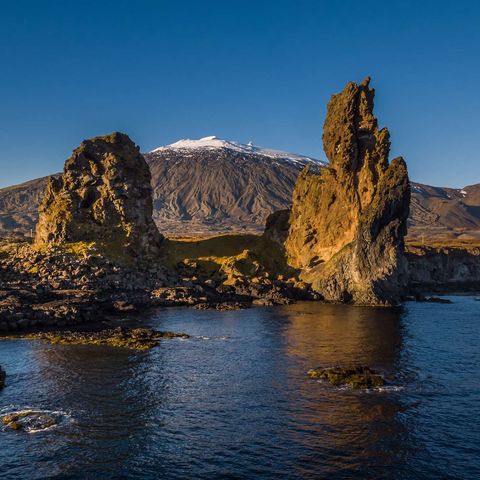 iceland snaefellsnes londrangar volcanic plugs rth