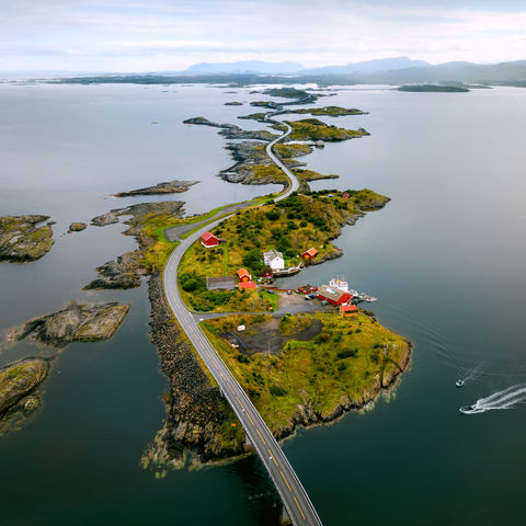 norway storseisundet bridge atlantic road istk