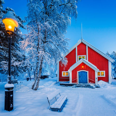 swedish-lapland-jukkasjarvi-church-rth