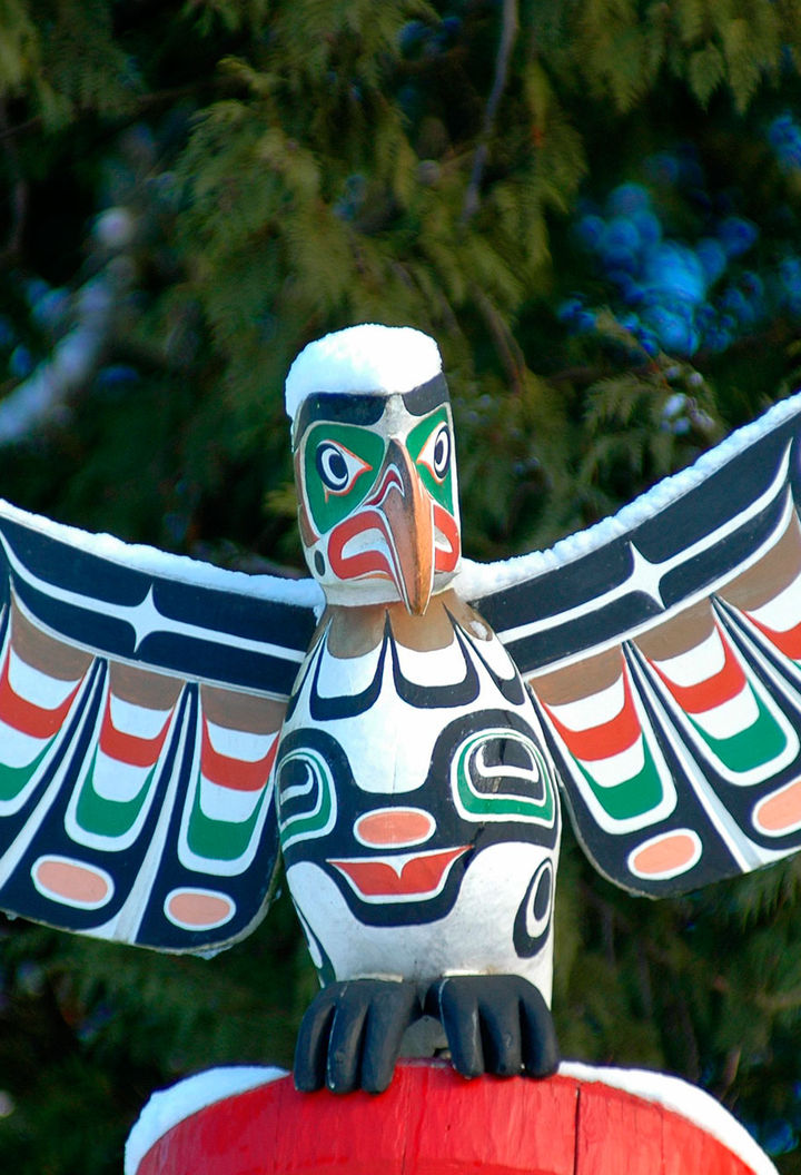 canada british columbia totem pole dbc