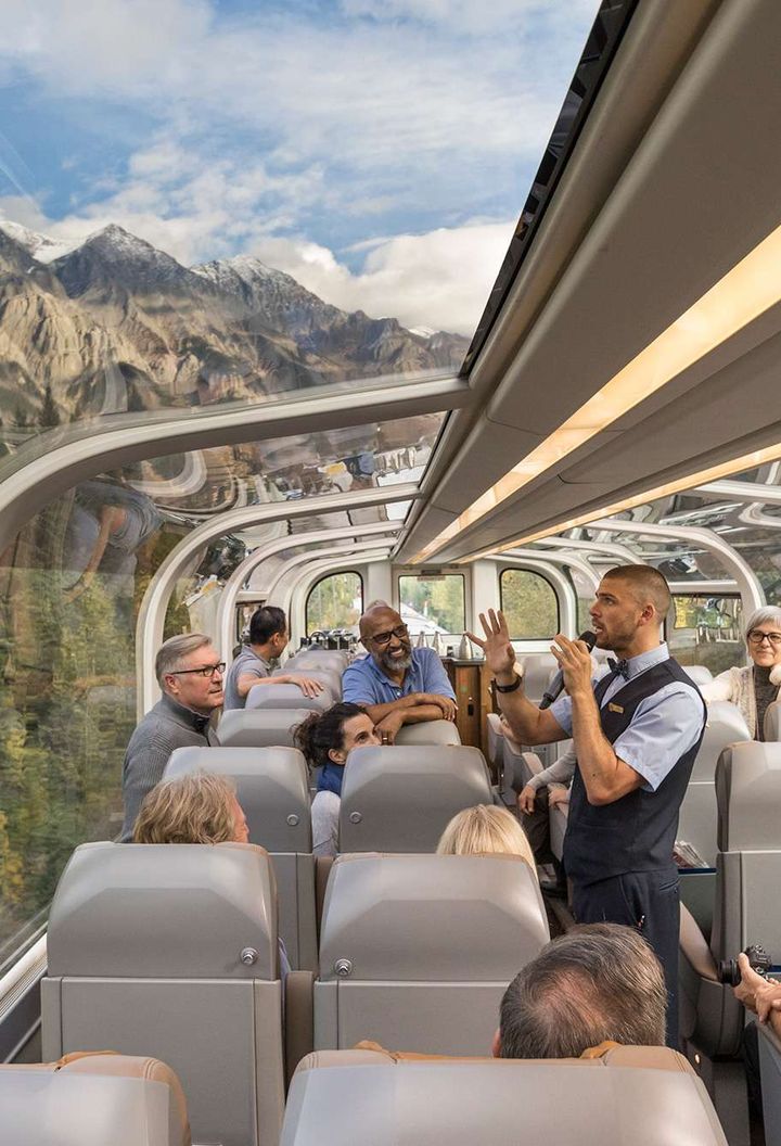 canada rocky mountaineer goldleaf host rm