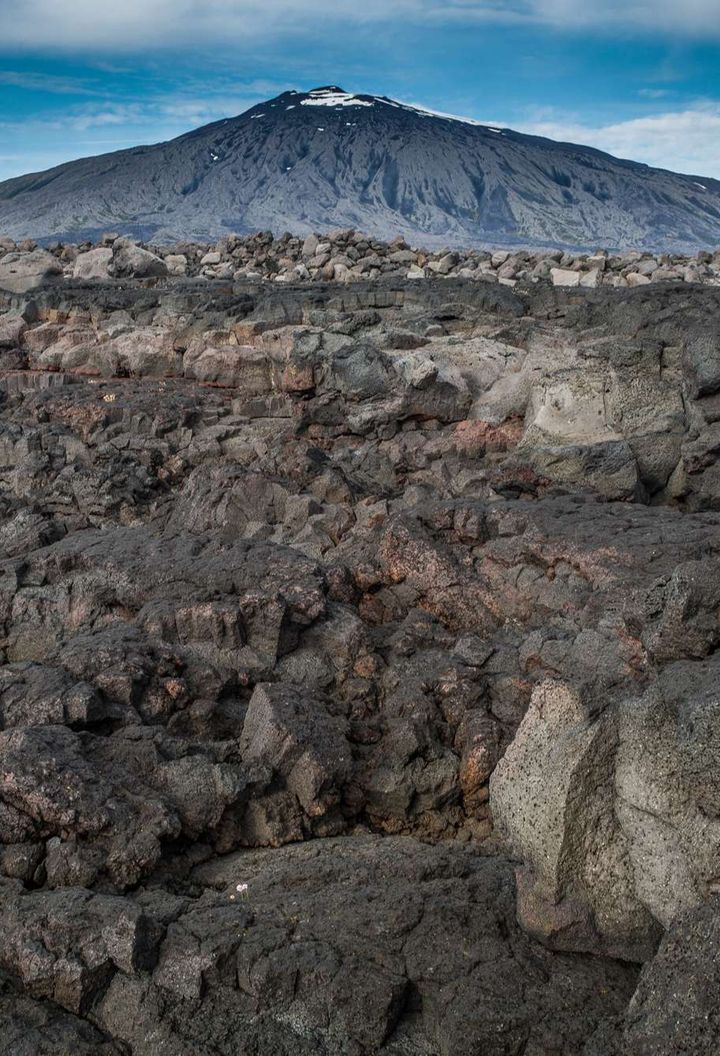 iceland volcanic terrain around snaefellsjokull rth