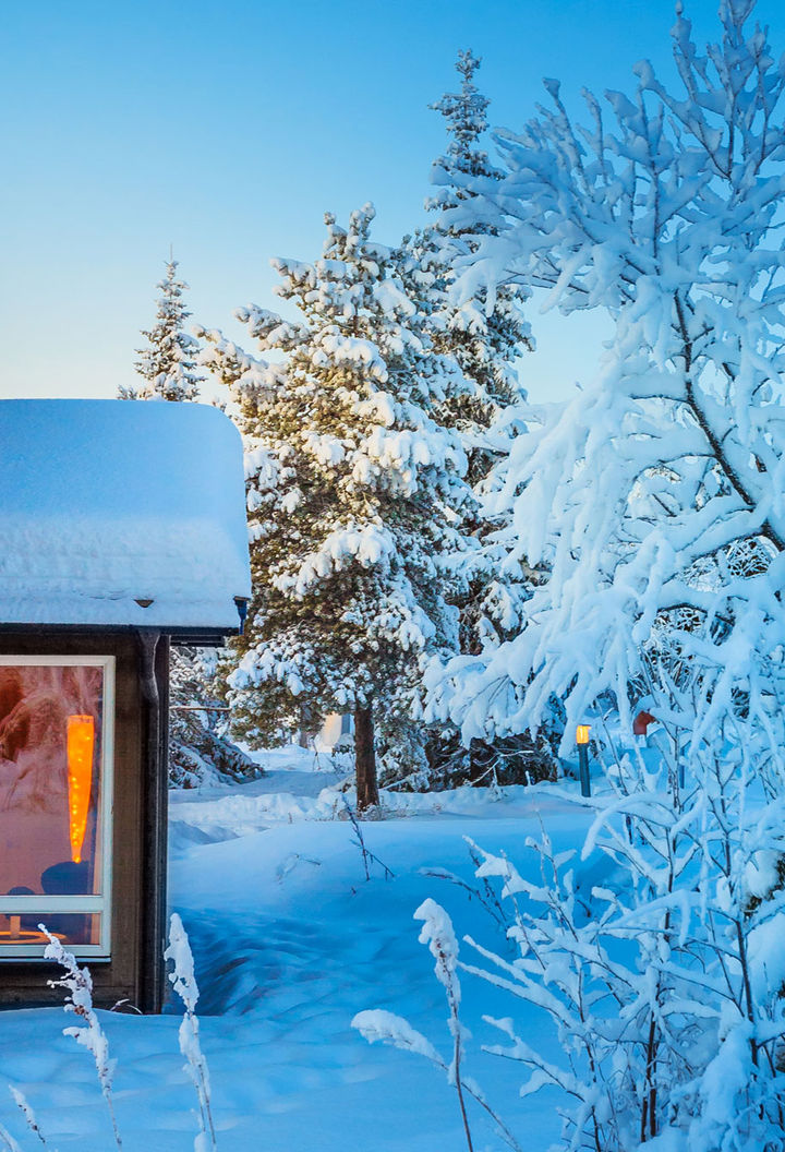 sweden lapland icehotel kaamos room exterior rth