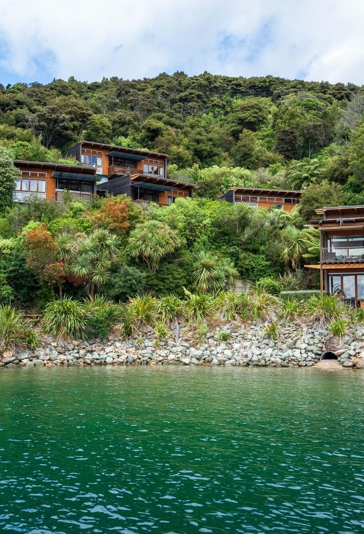 bay-of-many-coves-exterior