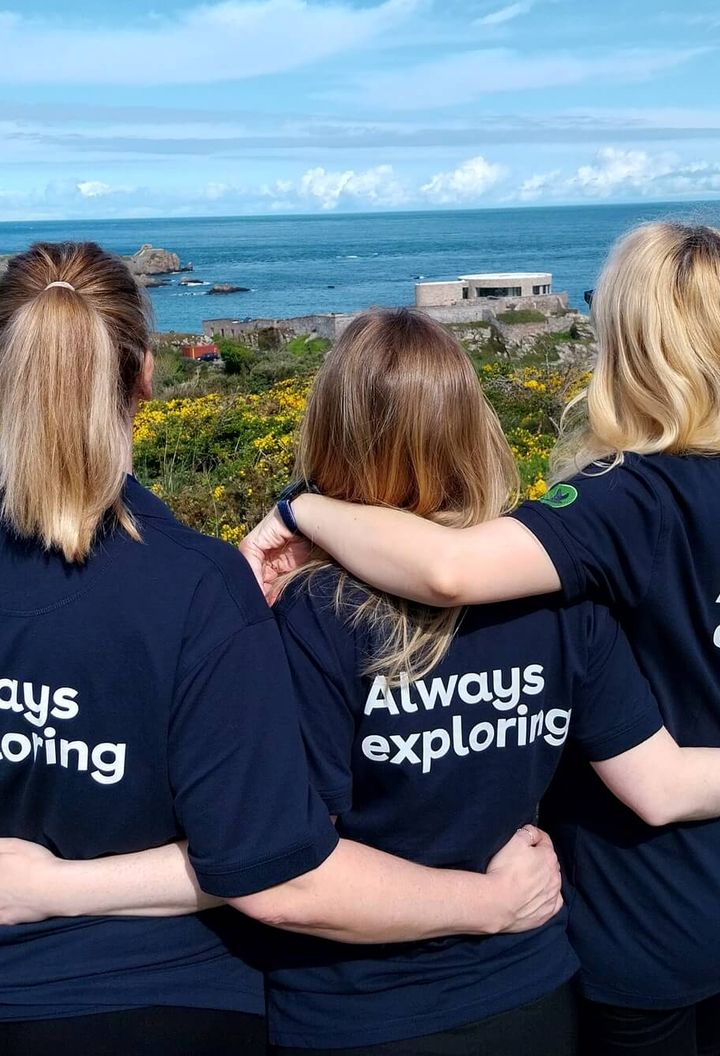 team-in-location